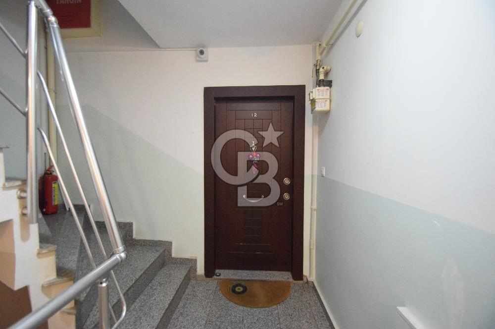 KARTAL ORHANTEPE’DE SAHİLE YAKIN, YÜKSEK ARSA PAYLI 3+1 SATILIK DAİRE