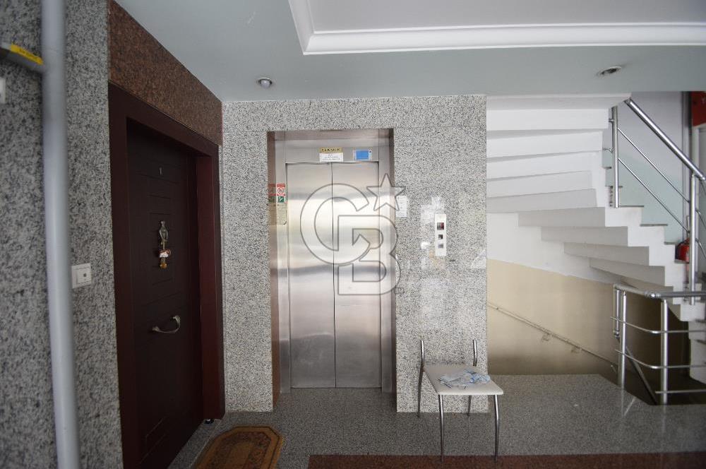 KARTAL ORHANTEPE’DE SAHİLE YAKIN, YÜKSEK ARSA PAYLI 3+1 SATILIK DAİRE