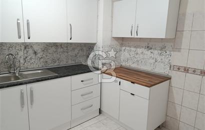 Balçova Fevzi Çakmak Cadde Üstü Çift Cepheli Jeotermalli Daire