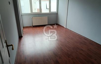 Balçova Fevzi Çakmak Cadde Üstü Çift Cepheli Jeotermalli Daire