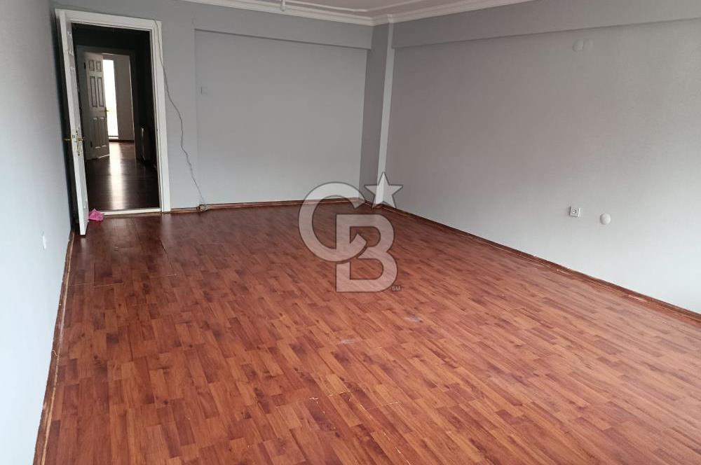 Balçova Fevzi Çakmak Cadde Üstü Çift Cepheli Jeotermalli Daire