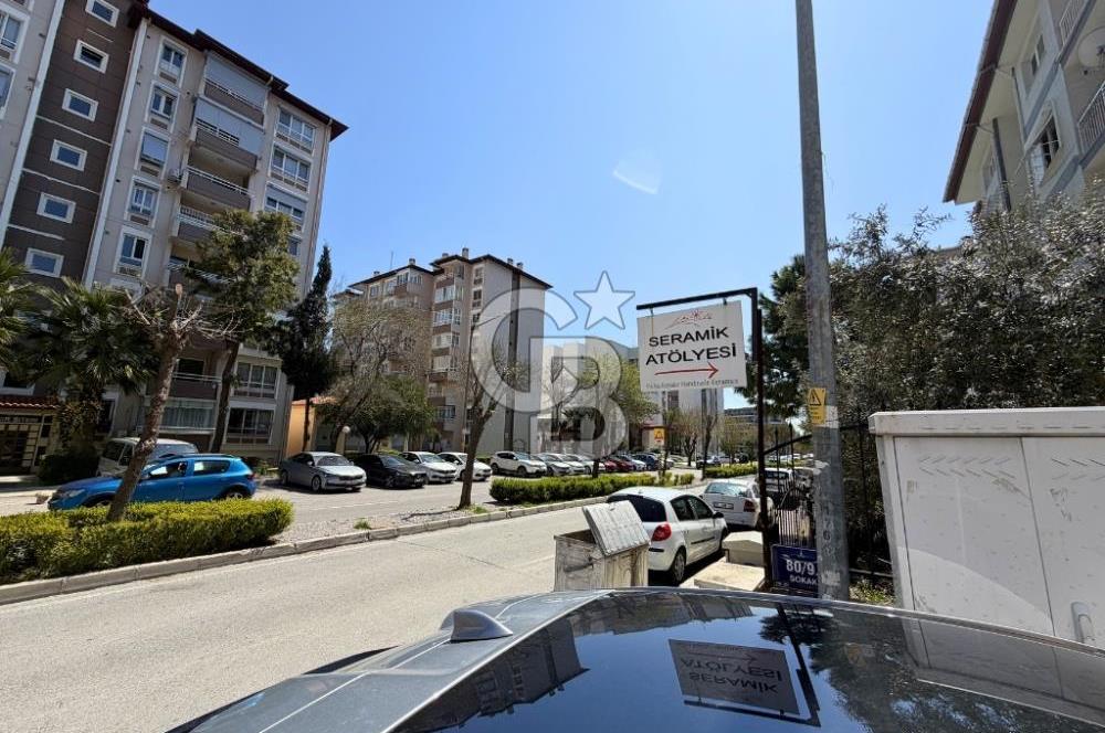 Gaziemir Atatürk Kültür Merkezi Karşısı Satılık Dükkan