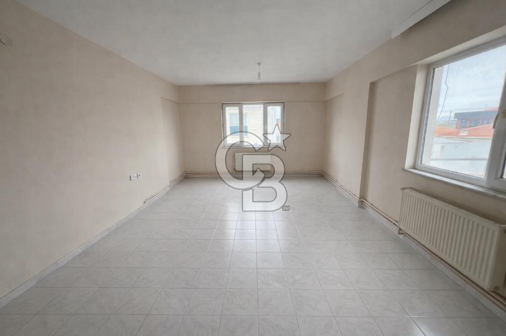 Barbaros Mah Troy Caddesinde Kapalı Mutfak Satılık 2+1 Daire !