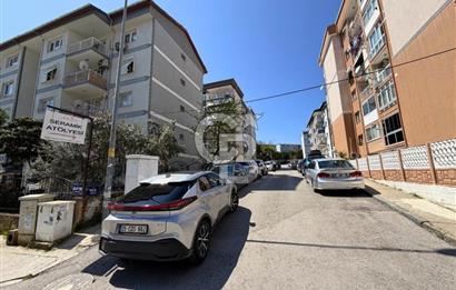 Gaziemir Atatürk Kültür Merkezi Karşısı Satılık Dükkan