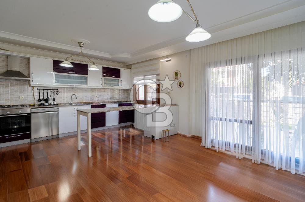 URLA ÇEŞMEALTIN'DA SATILIK 4+1 VİLLA 