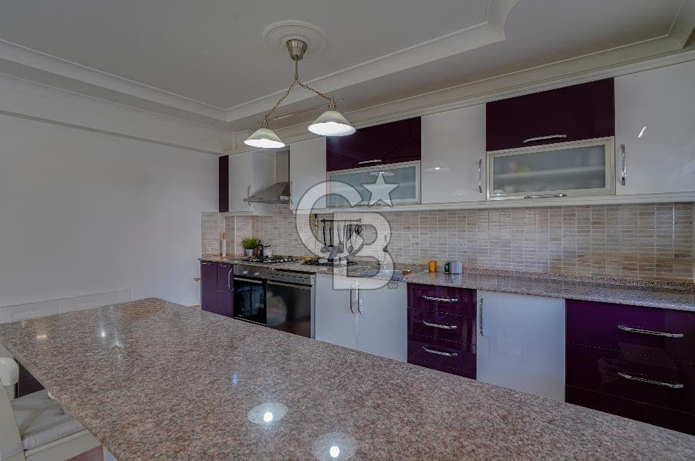 URLA ÇEŞMEALTIN'DA SATILIK 4+1 VİLLA 