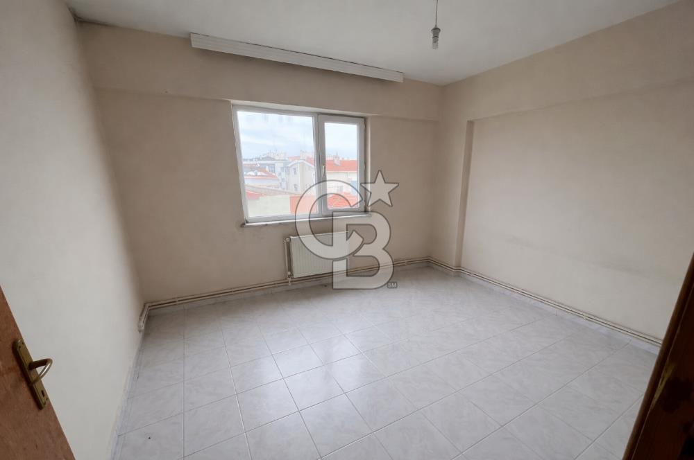 Barbaros Mah Troy Caddesinde Kapalı Mutfak Satılık 2+1 Daire !