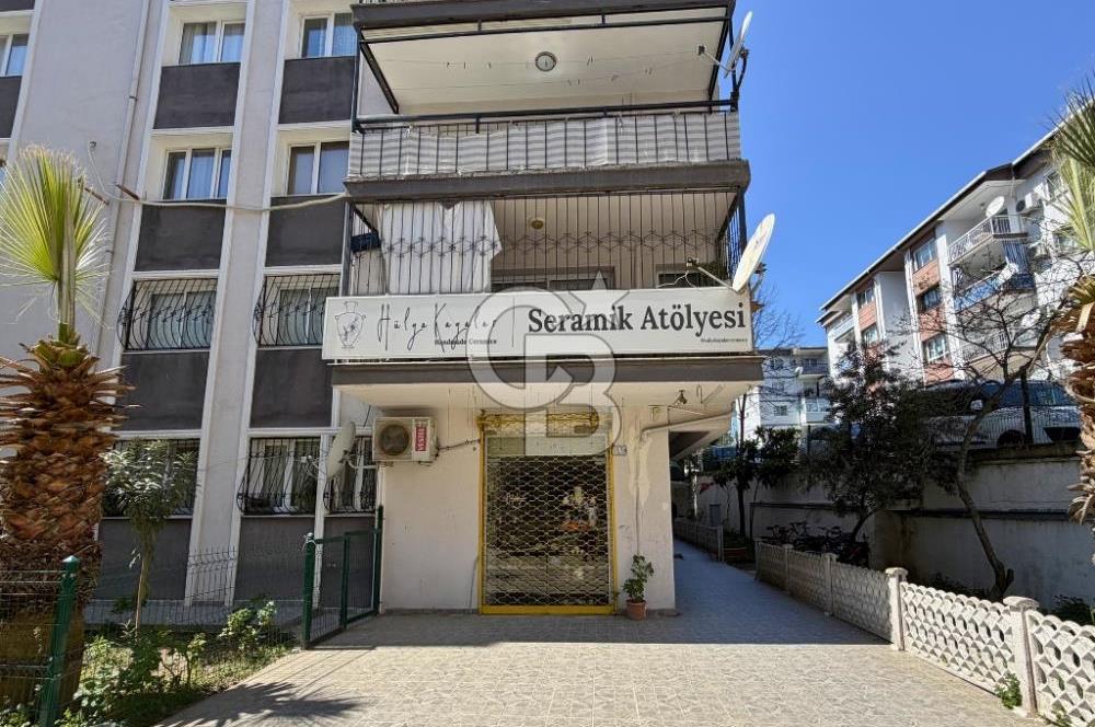 Gaziemir Atatürk Kültür Merkezi Karşısı Satılık Dükkan