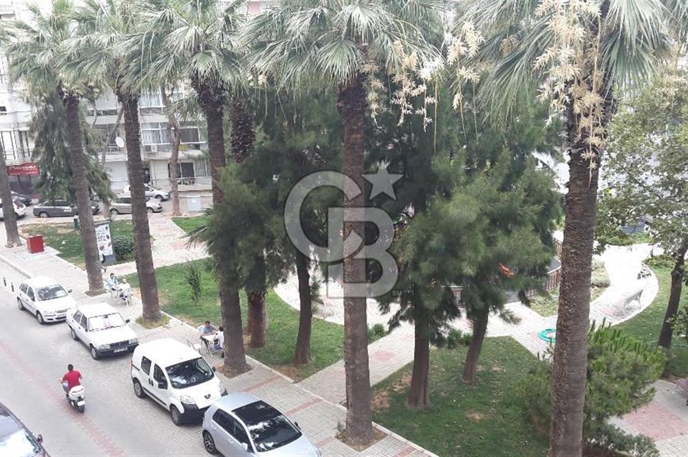 Karşıyaka Tersane de Asansörlü,Deniz gören Kiralık 3+1 Daire