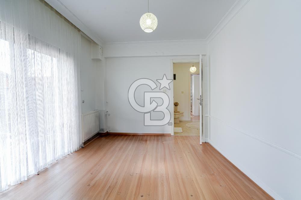 URLA ÇEŞMEALTIN'DA SATILIK 4+1 VİLLA 