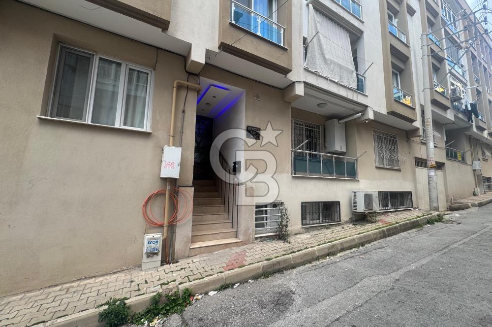 Buca Kozağaç Mahallesi 2+1 Kapalı Mutfak Geniş Satılık Daire