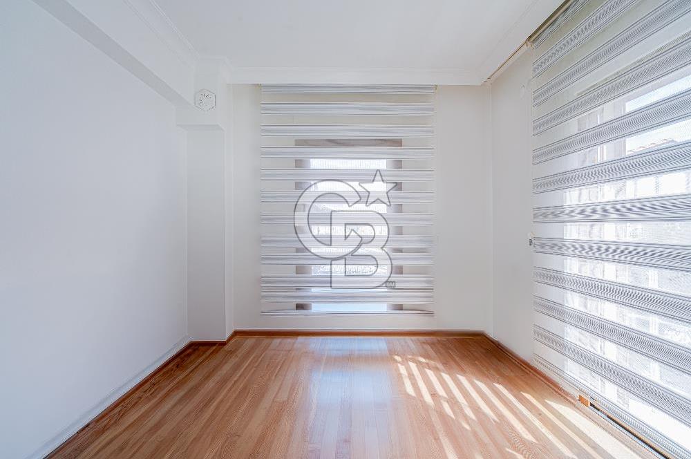 URLA ÇEŞMEALTIN'DA SATILIK 4+1 VİLLA 