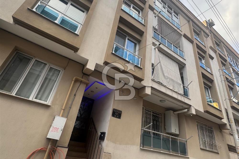 Buca Kozağaç Mahallesi 2+1 Kapalı Mutfak Geniş Satılık Daire