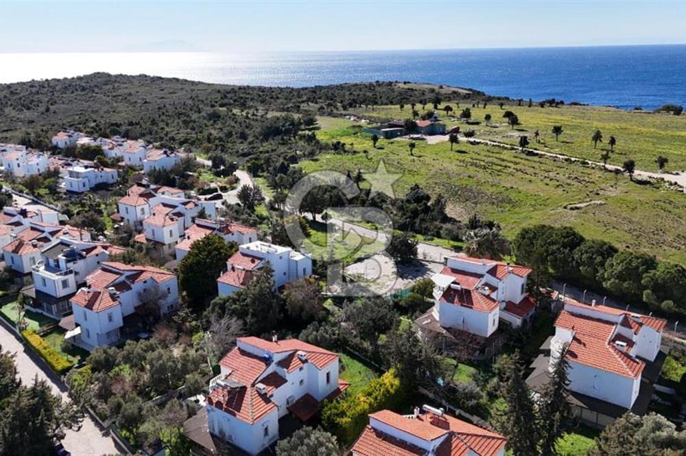 İzmir çeşme altınkum plajına yakın satılık 4+1 yazlık