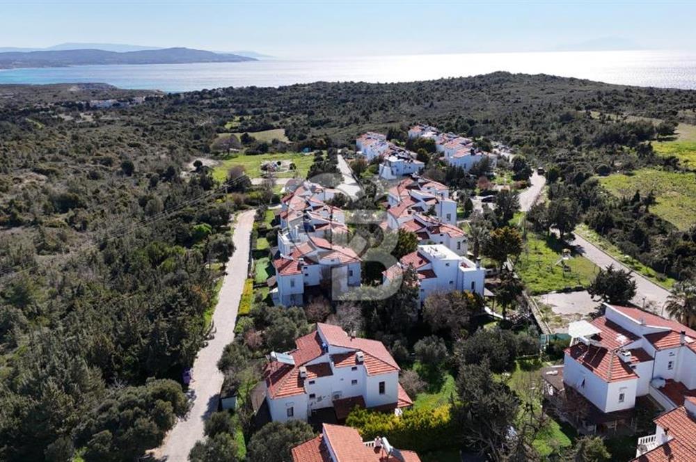 İzmir çeşme altınkum plajına yakın satılık 4+1 yazlık