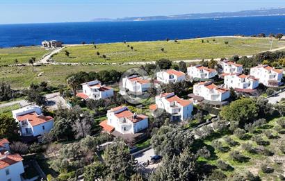 İzmir çeşme altınkum plajına yakın satılık 4+1 yazlık