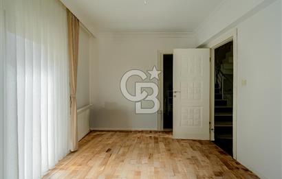 URLA ÇEŞMEALTIN'DA SATILIK 4+1 VİLLA 