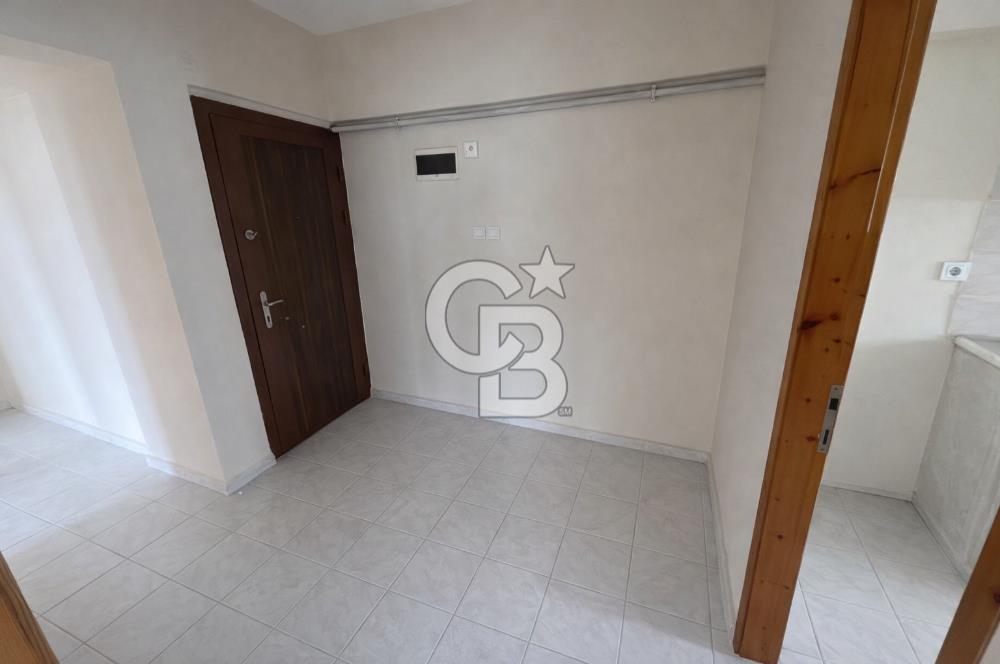 Barbaros Mah Troy Caddesinde Kapalı Mutfak Satılık 2+1 Daire !