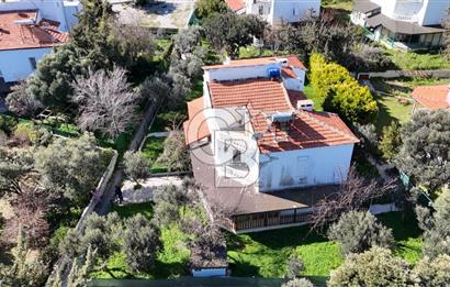 İzmir çeşme altınkum plajına yakın satılık 4+1 yazlık