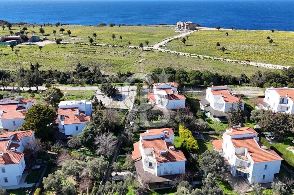 İzmir çeşme altınkum plajına yakın satılık 4+1 yazlık