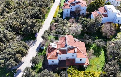 İzmir çeşme altınkum plajına yakın satılık 4+1 yazlık