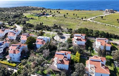 İzmir çeşme altınkum plajına yakın satılık 4+1 yazlık