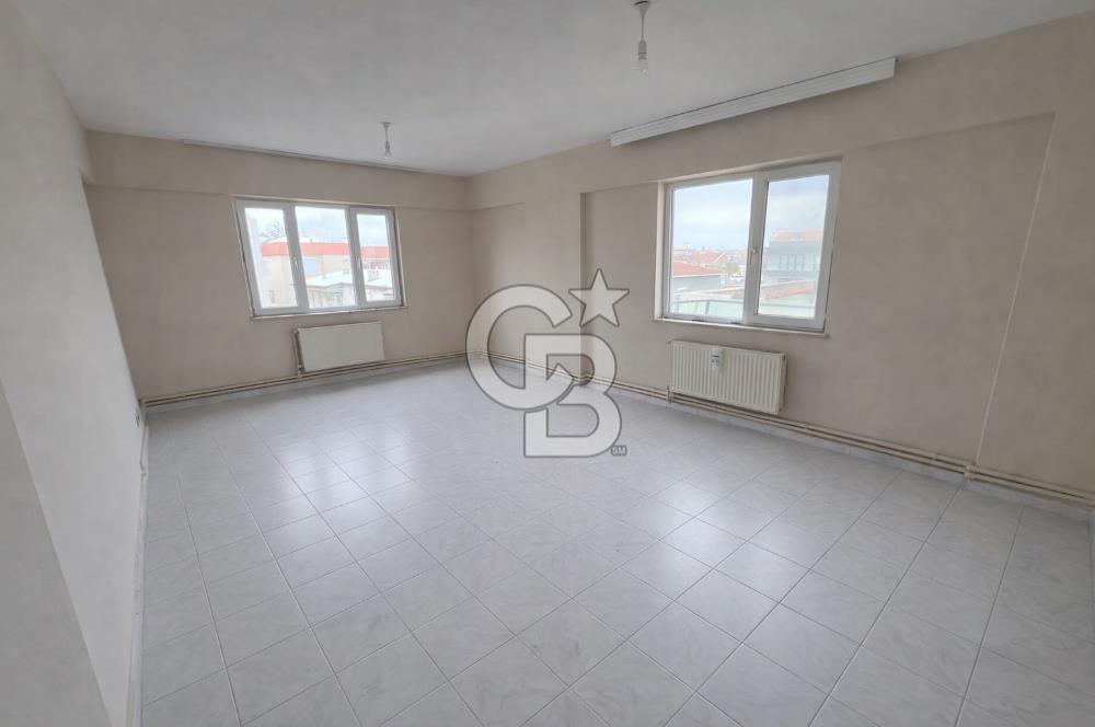 Barbaros Mah Troy Caddesinde Kapalı Mutfak Satılık 2+1 Daire !