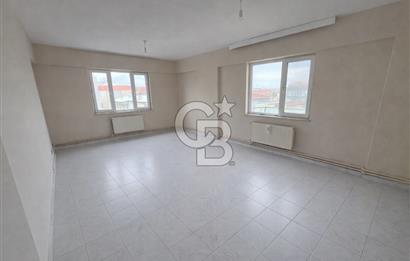 Barbaros Mah Troy Caddesinde Kapalı Mutfak Satılık 2+1 Daire !