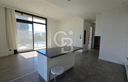 Karşıyaka Yalı'da Deniz Manzaralı Kiralık 3+1 Daire