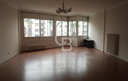 Karşıyaka Tersane de Asansörlü,Deniz gören Kiralık 3+1 Daire