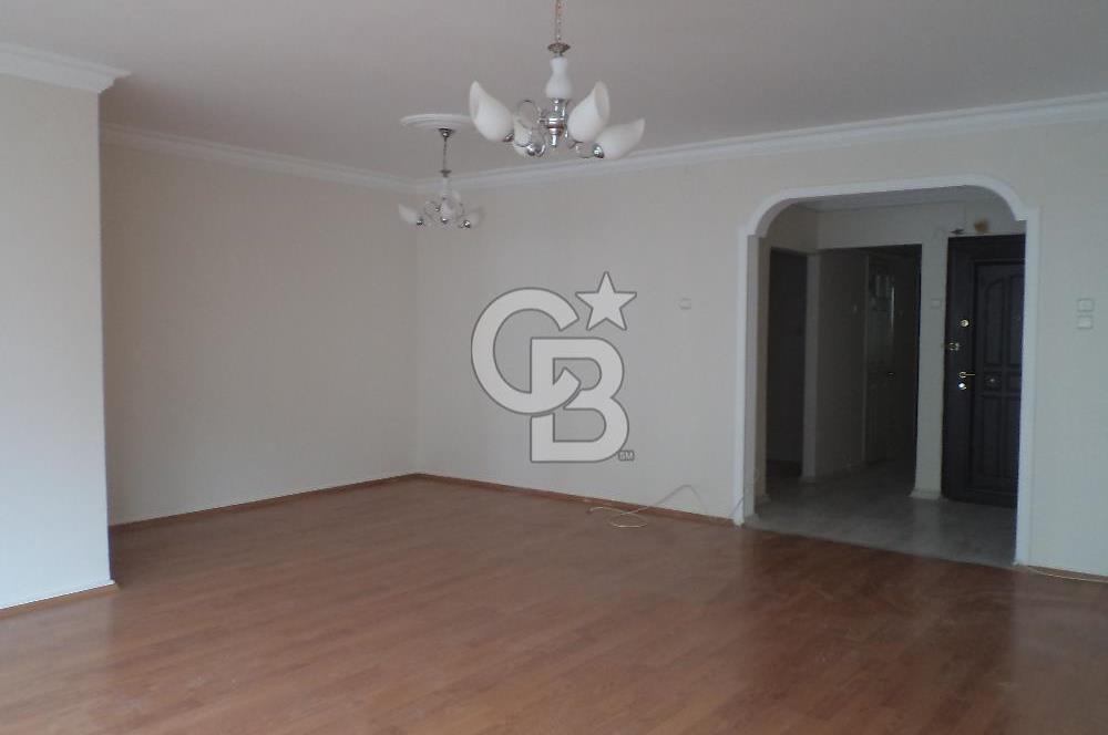 Karşıyaka Tersane de Asansörlü,Deniz gören Kiralık 3+1 Daire