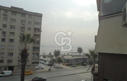 Karşıyaka Tersane de Asansörlü,Deniz gören Kiralık 3+1 Daire