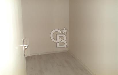 Karşıyaka Tersane de Asansörlü,Deniz gören Kiralık 3+1 Daire