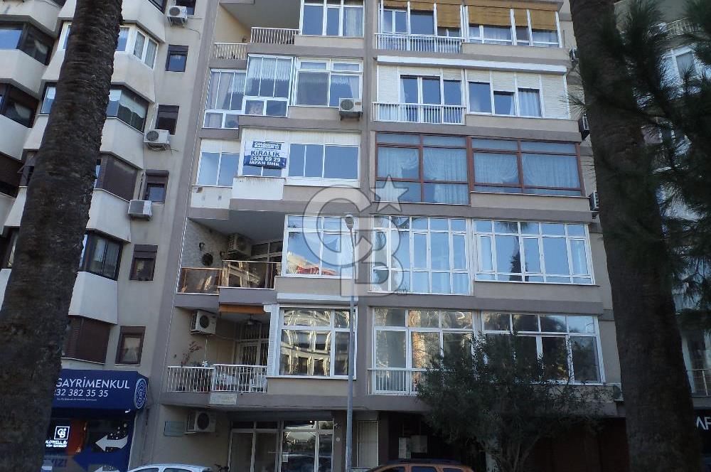 Karşıyaka Tersane de Asansörlü,Deniz gören Kiralık 3+1 Daire