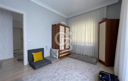 GÖLCÜK'TE MERKEZİ KONUMDA DENİZE ÇOK YAKIN SATILIK MÜSTAKİL EV