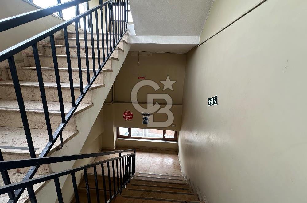 Küçük Balıklı Kiralık Fabrika 