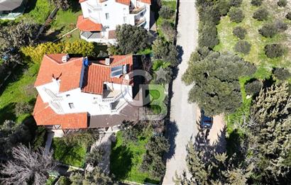 İzmir çeşme altınkum plajına yakın satılık 4+1 yazlık