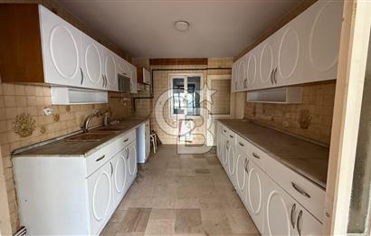 Smyrna'dan Cadde Üzeri Kiralık 4+1 Daire