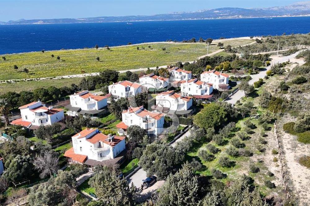 İzmir çeşme altınkum plajına yakın satılık 4+1 yazlık