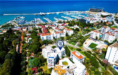 Kuşadası Marina'da Satılık 3+1 Daire - Denize Yakın, Havuzlu