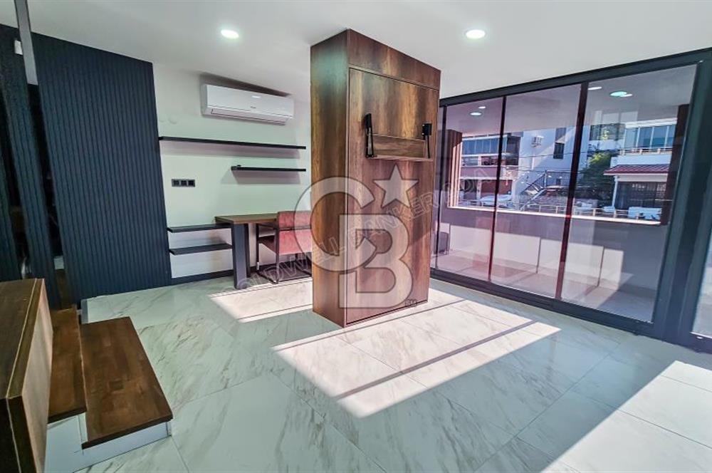 Kuşadası'nda Deniz Manzaralı, Ultra Lüks Kiralık 5+2 Villa