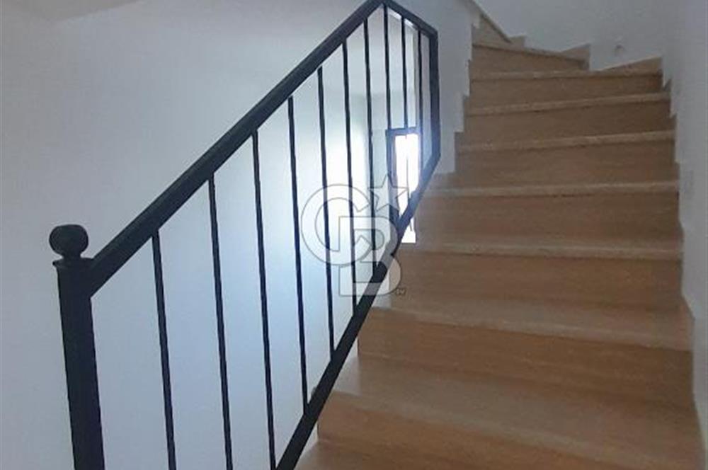 BODRUM GÜNDOĞAN'DA SATILIK TRİPLEKS VİLLA