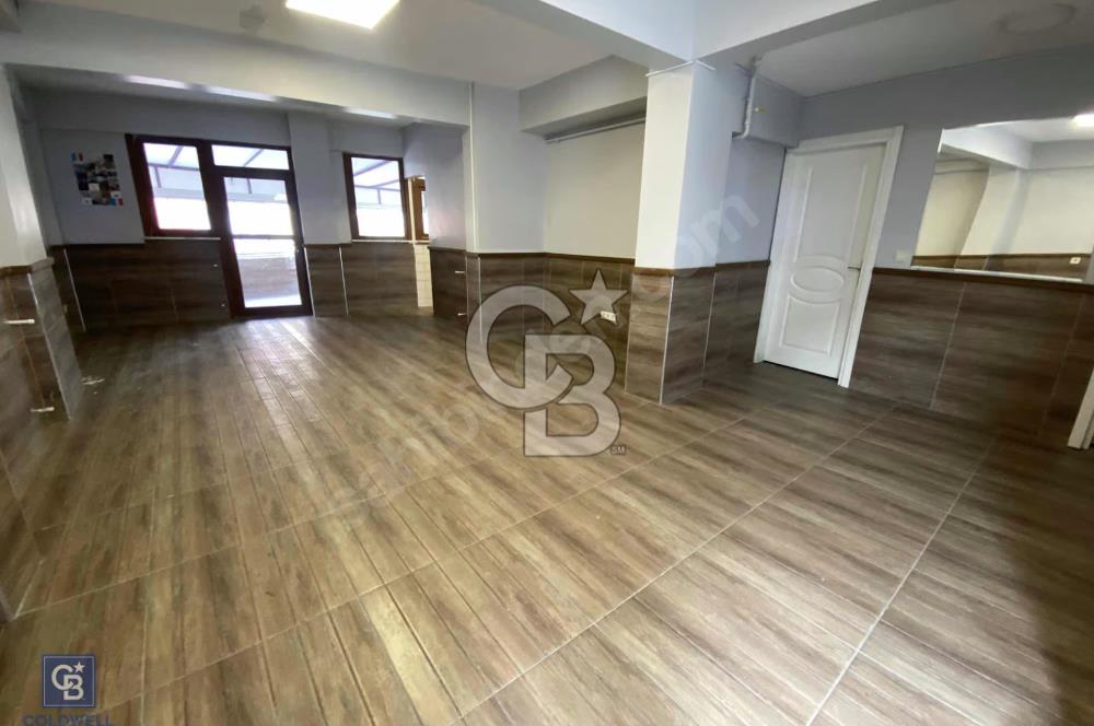 ÜSKÜDAR MERKEZDE 100M2 KİRALIK DÜKKAN