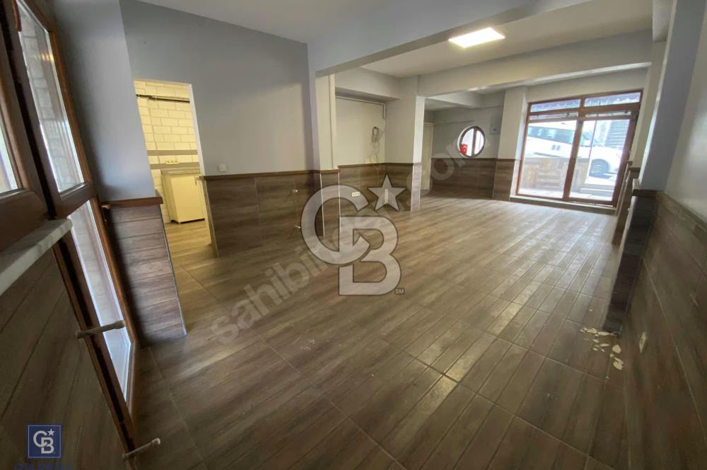 ÜSKÜDAR MERKEZDE 100M2 KİRALIK DÜKKAN