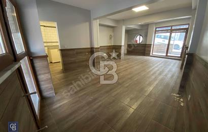 ÜSKÜDAR MERKEZDE 100M2 KİRALIK DÜKKAN