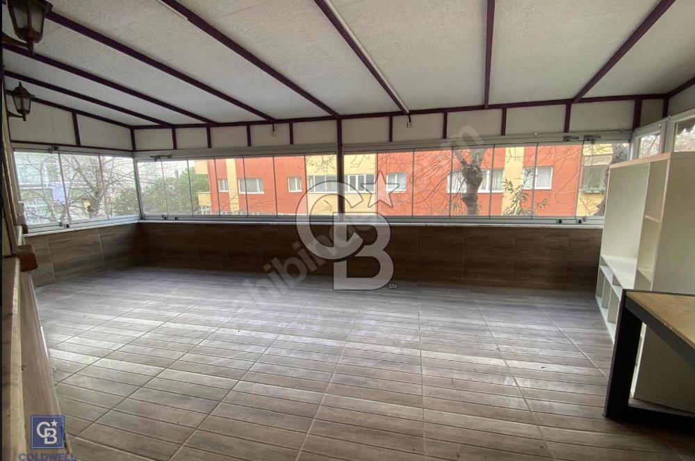 ÜSKÜDAR MERKEZDE 100M2 KİRALIK DÜKKAN