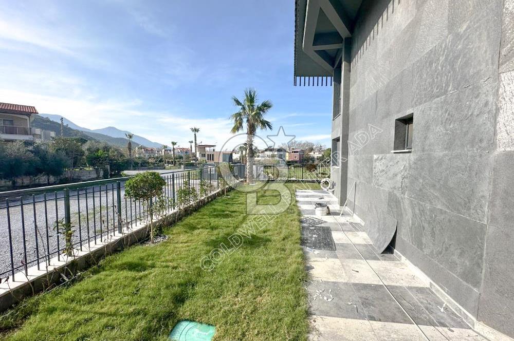 Güzelçamlı Plajına 150 Metre! Deniz Manzaralı Satılık 1+1 Daire