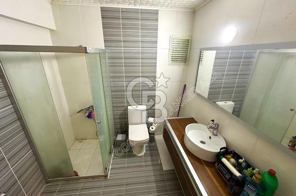 Kuşadası Marina'da Satılık 3+1 Daire - Denize Yakın, Havuzlu