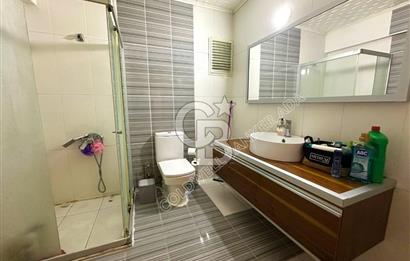 Kuşadası Marina'da Satılık 3+1 Daire - Denize Yakın, Havuzlu