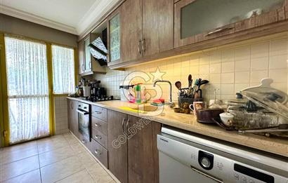 Kuşadası Marina'da Satılık 3+1 Daire - Denize Yakın, Havuzlu